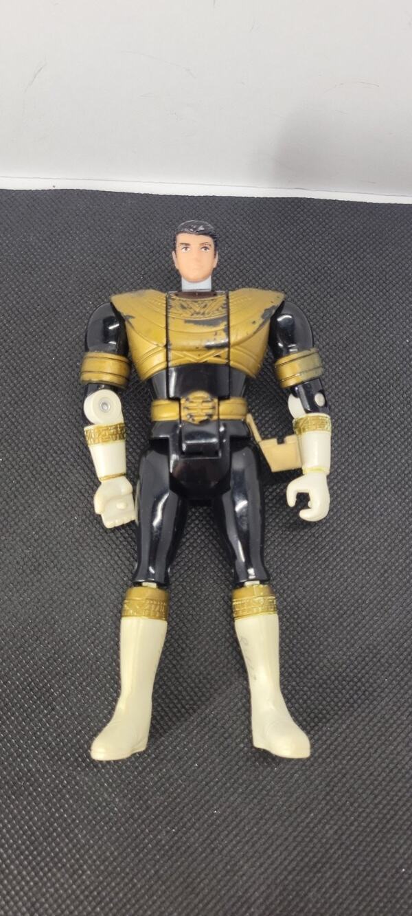 Bandai Power Rangers Zeo GOLD RANGER Auto Morphin Flip-Head 5.5" Figure 1996